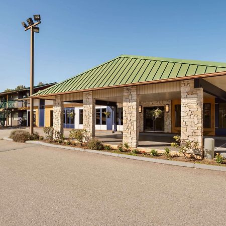 Travelodge By Wyndham Abbotsford Bakerview Exteriér fotografie